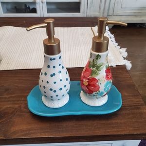 Soap dish set